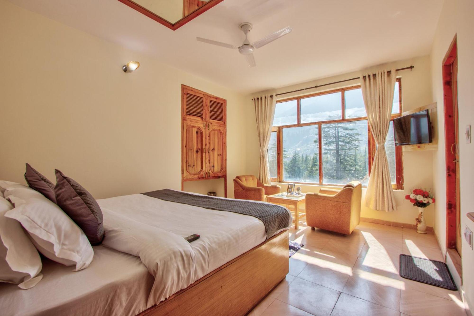 Hotel White Mountain à Manāli Extérieur photo